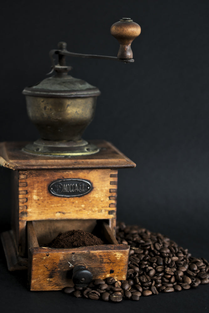 photo-wallpaper-antique-coffee-grinder