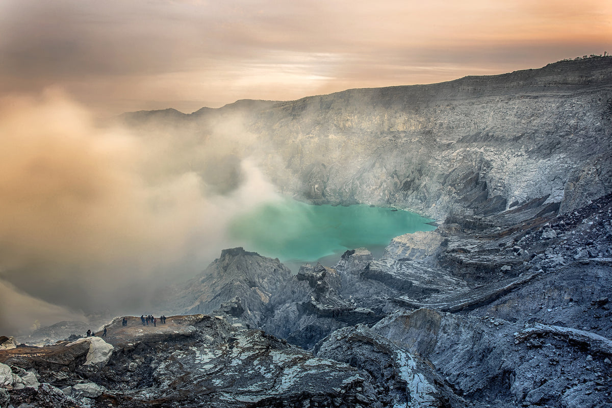 photo-wallpaper-at-the-volcano