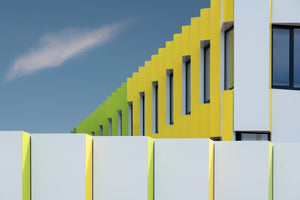 photo-wallpaper-zigzag-facade