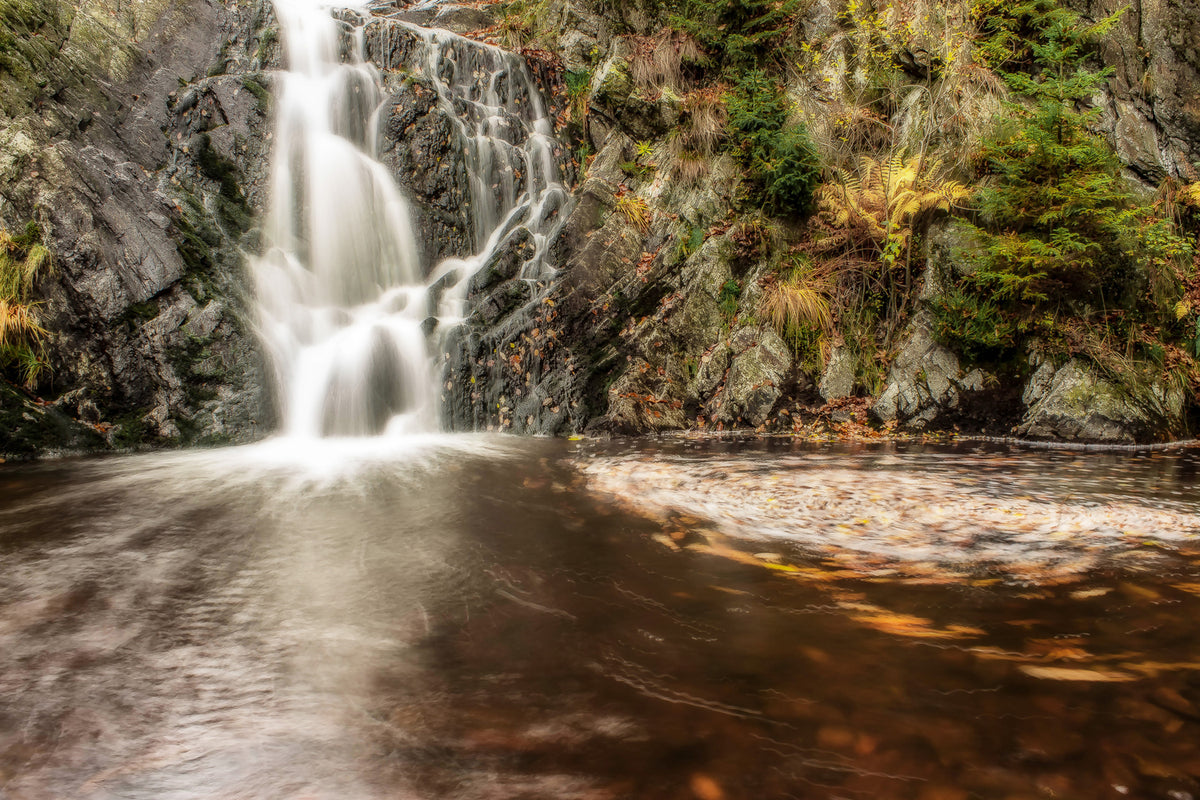 photo-wallpaper-nice-view-of-the-waterfall