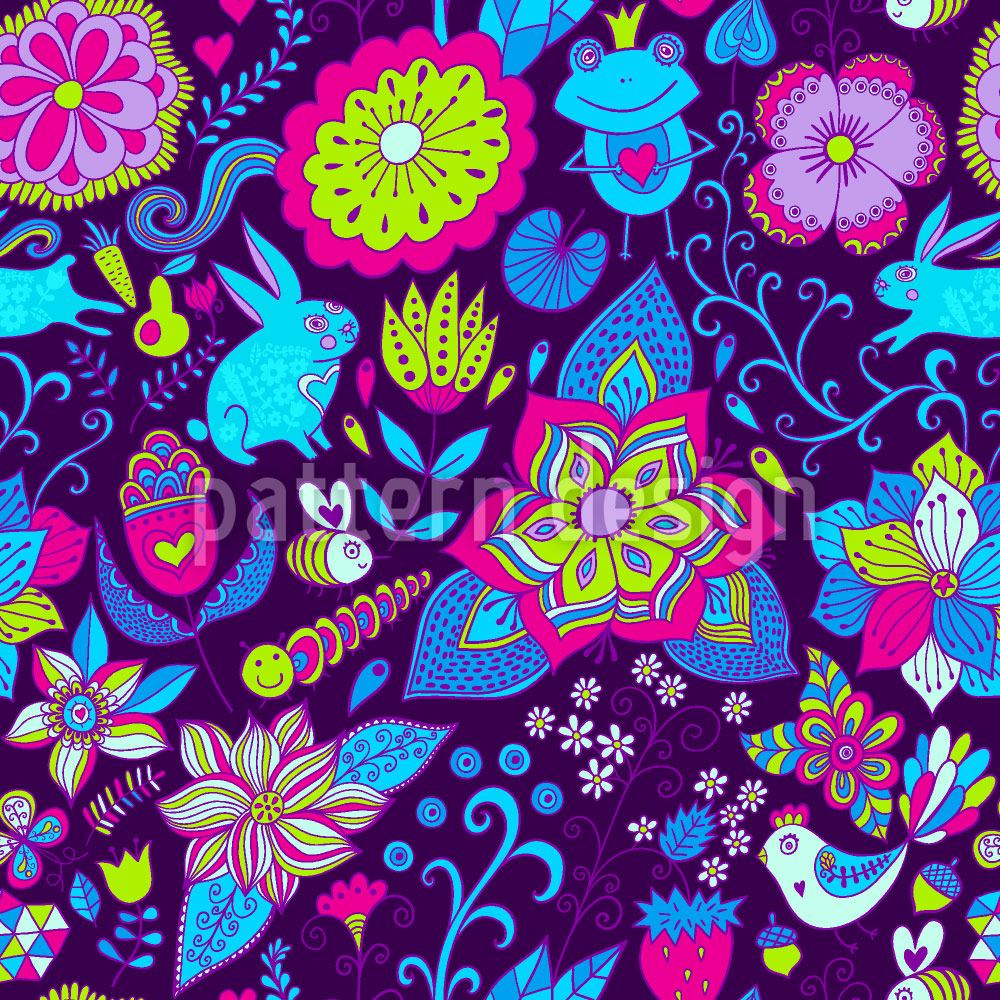 patterned-wallpaper-magic-world-in-ultraviolet