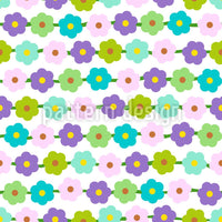 patterned-wallpaper-flower-chains