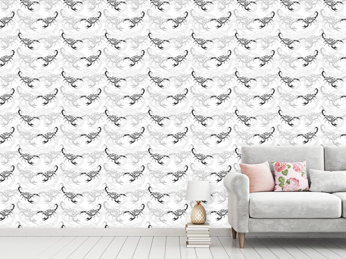 patterned-wallpaper-scorpion-attack