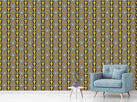 patterned-wallpaper-stripes-or-triangles