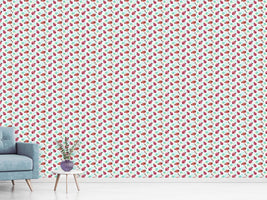 patterned-wallpaper-flowers-and-ladybugs