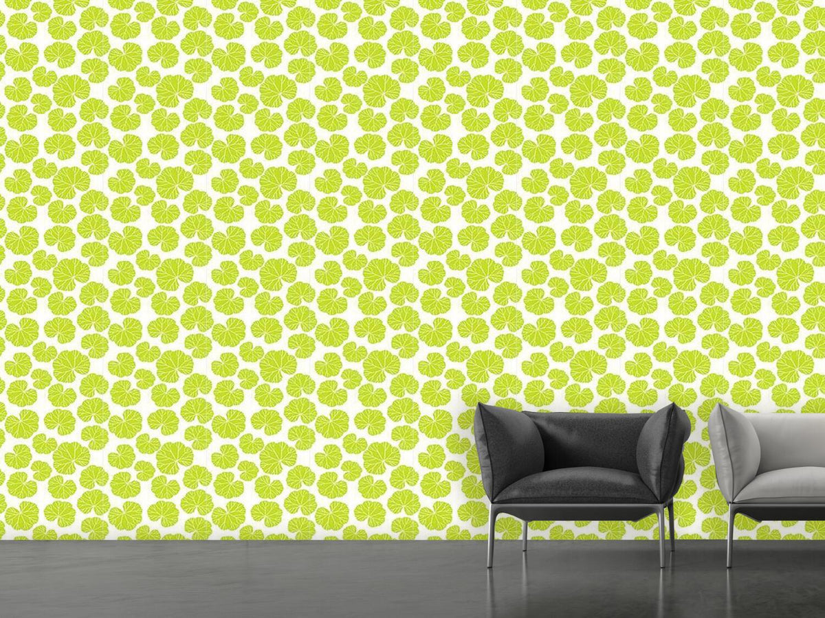 patterned-wallpaper-ladys-mantle-leaves