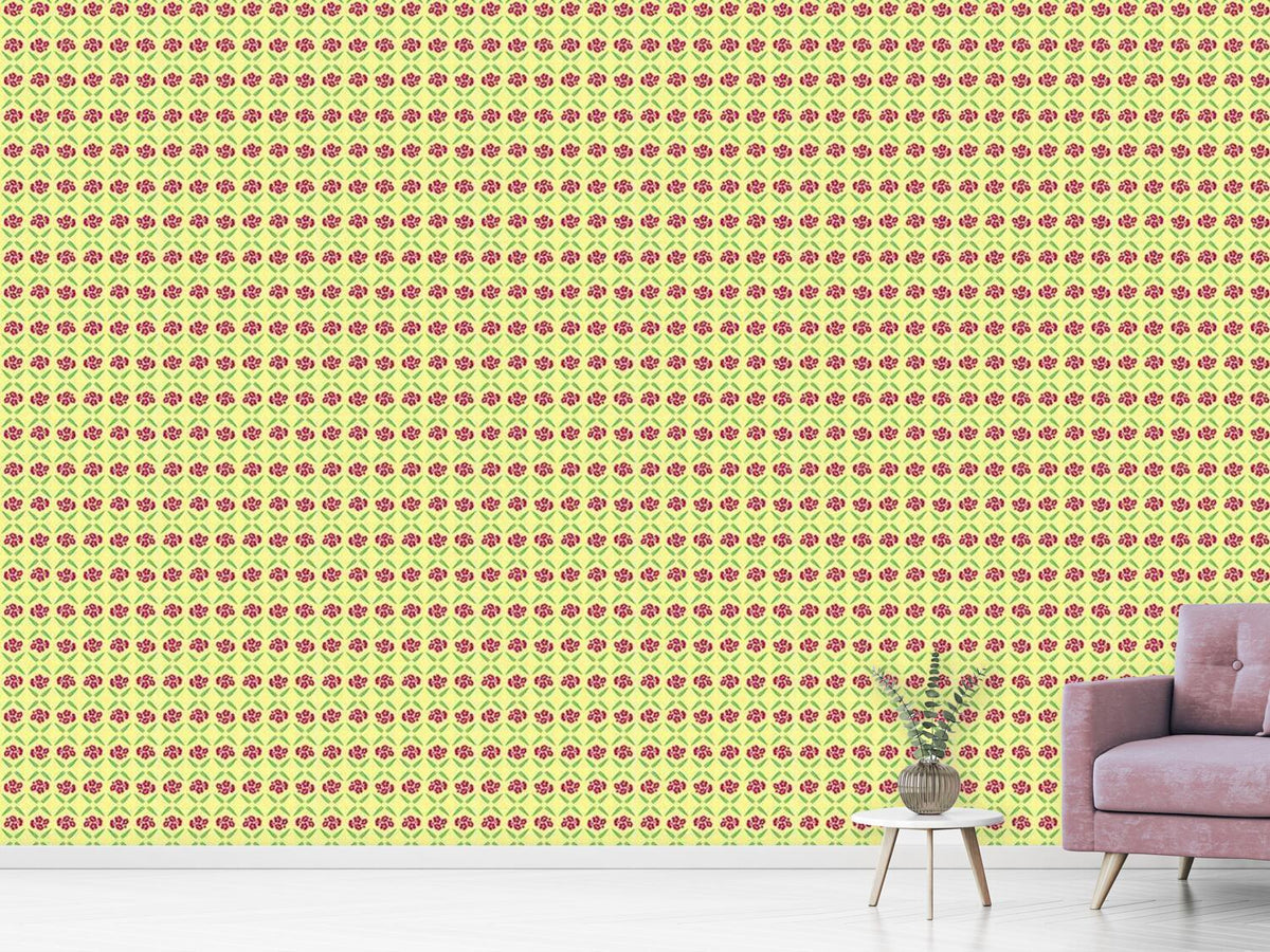 patterned-wallpaper-sunny-vintage-flowers