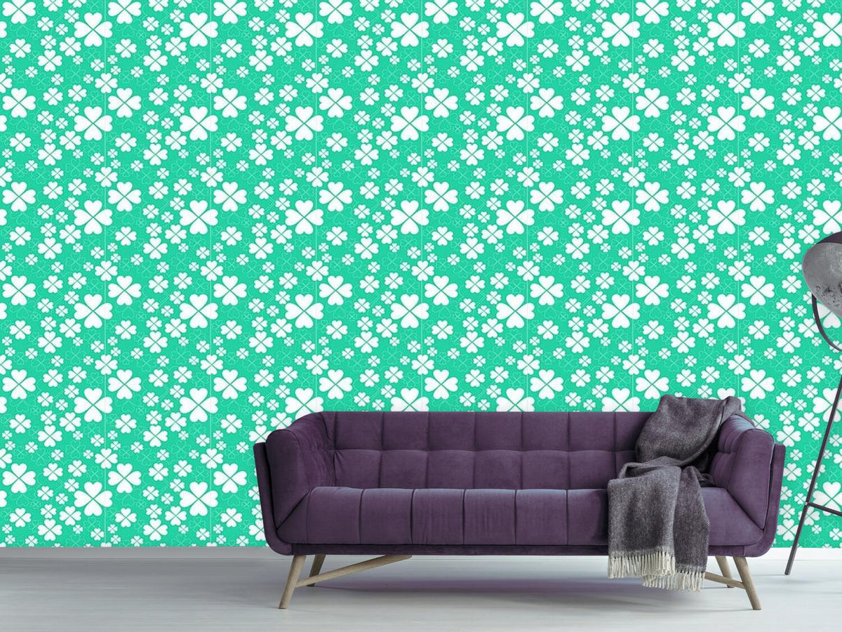 patterned-wallpaper-lucky-clover