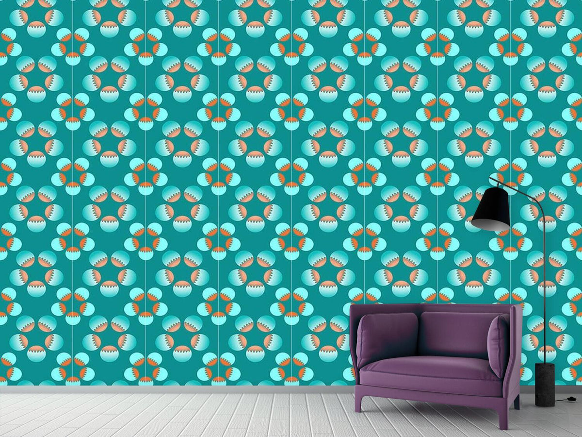 patterned-wallpaper-surprise-balls