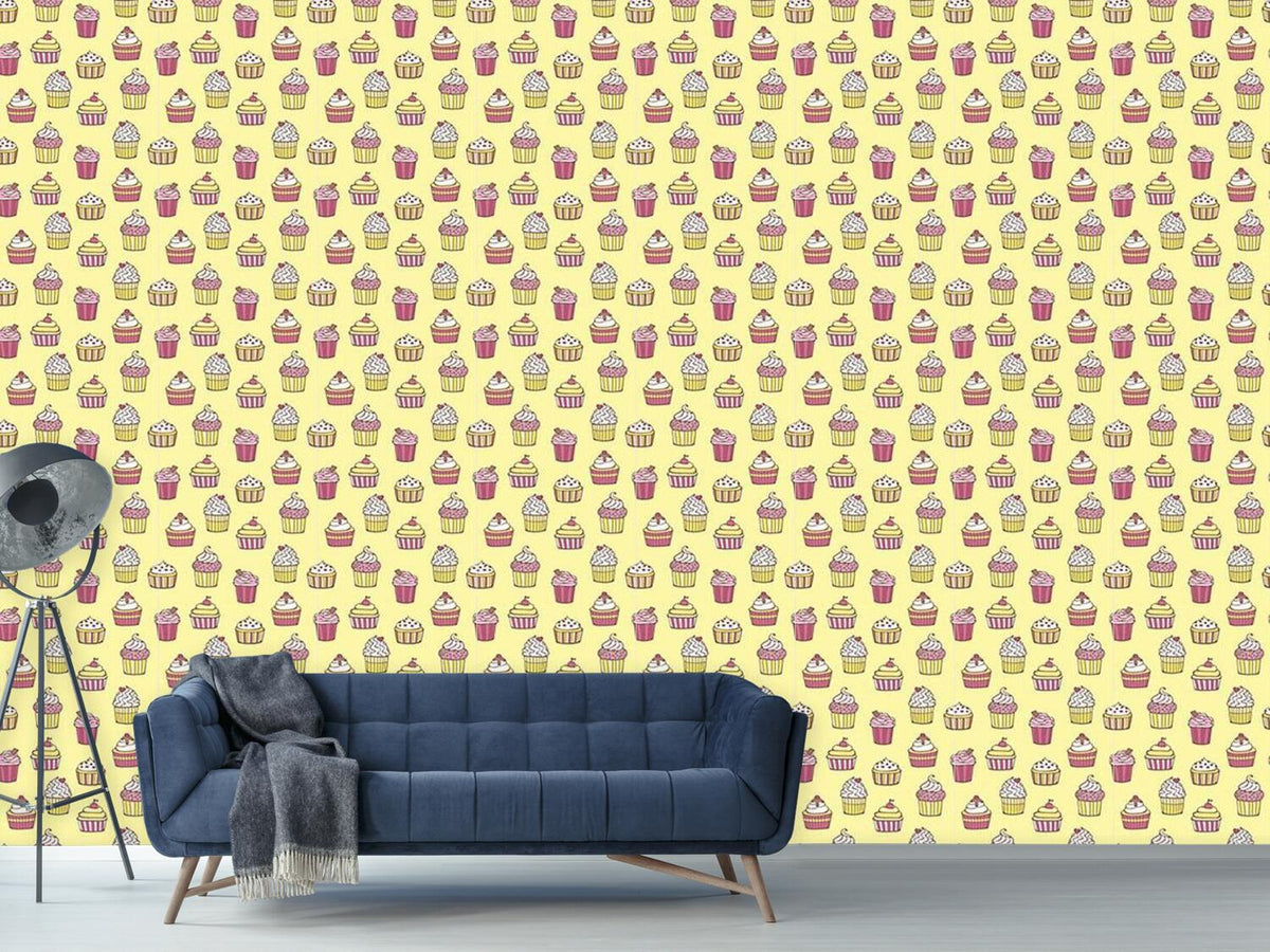 patterned-wallpaper-all-kinds-of-cupcakes