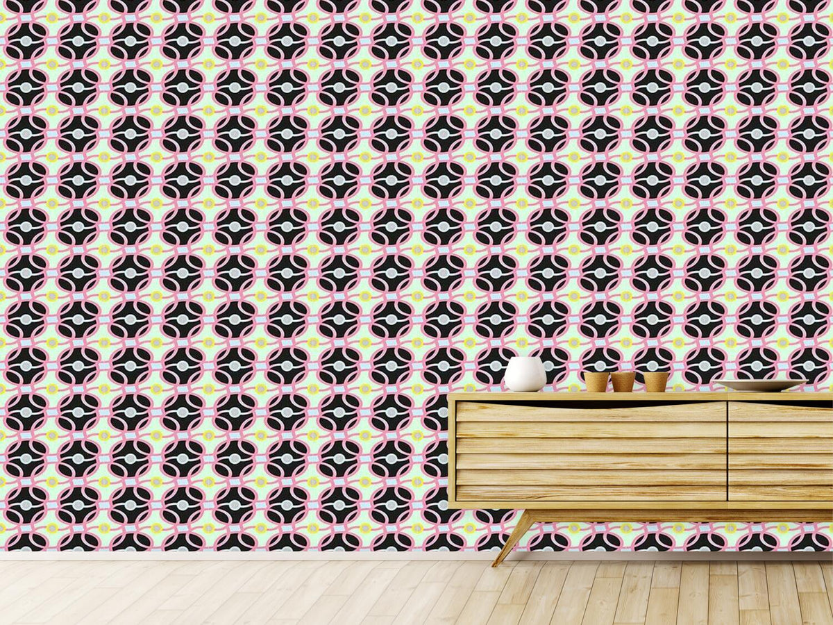 patterned-wallpaper-waiting-for-a-chain-reaction