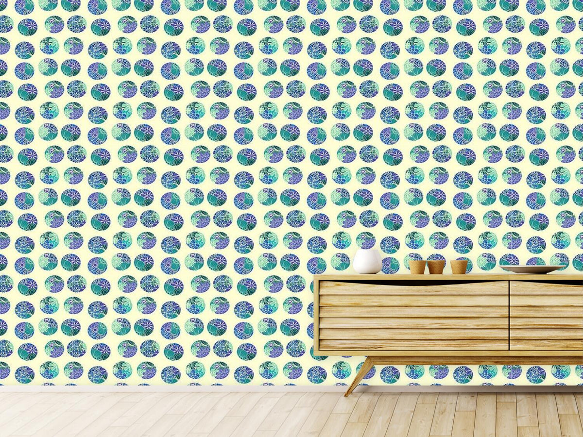 patterned-wallpaper-rusalkas-flower-circles