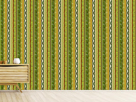 patterned-wallpaper-stripes-at-the-wall