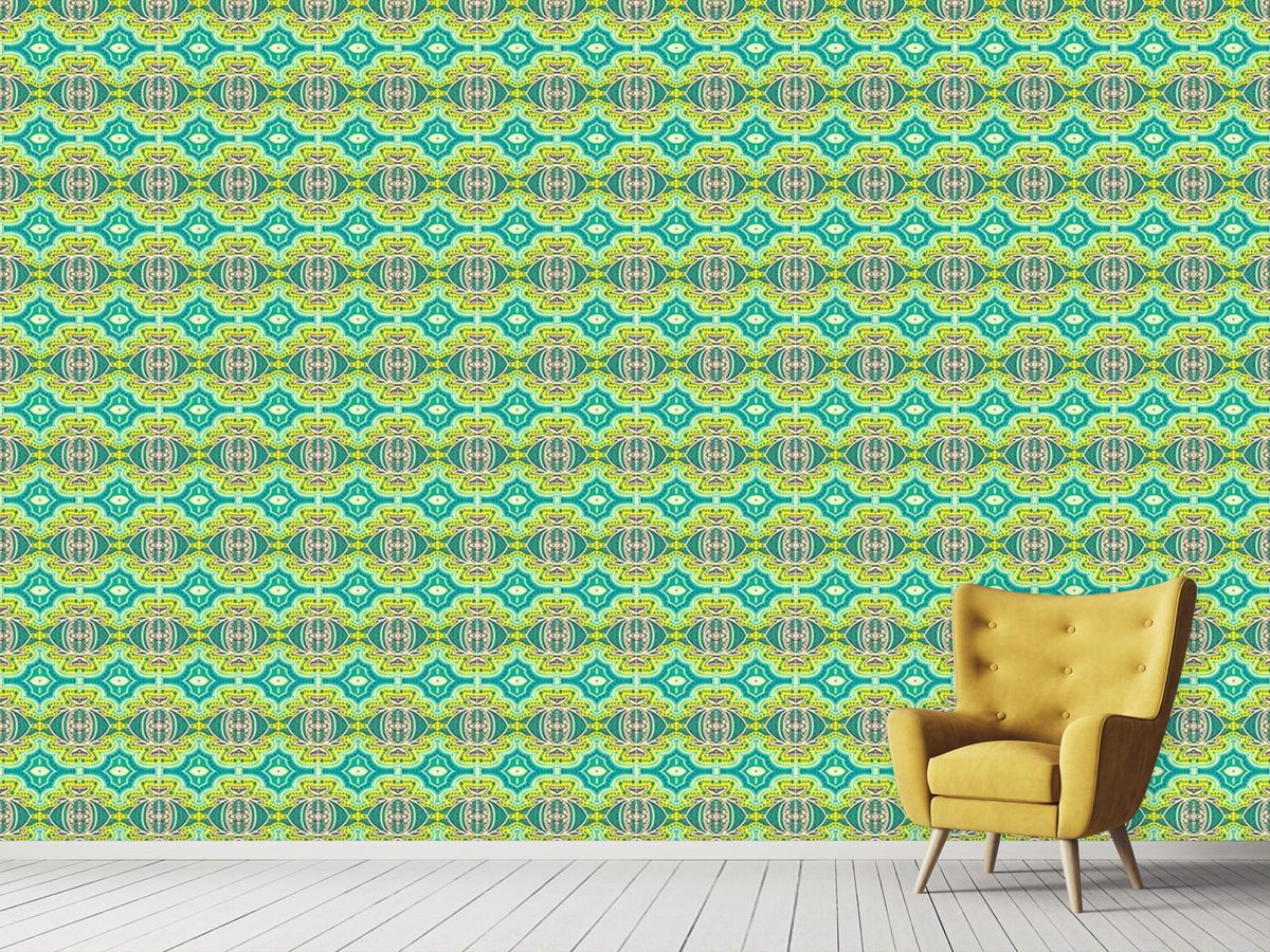 patterned-wallpaper-exotic-splendor