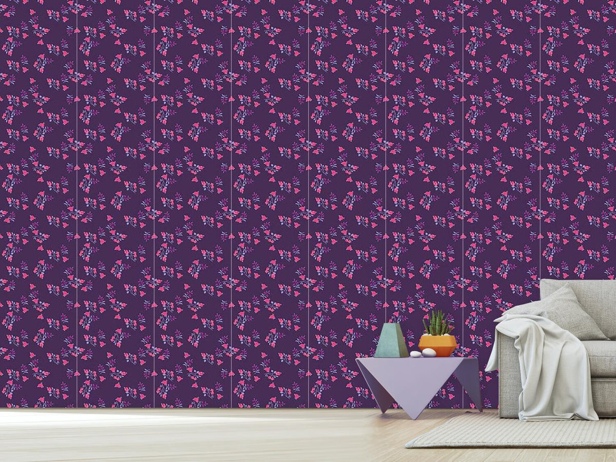 patterned-wallpaper-scattered-flowers-on-lilaq