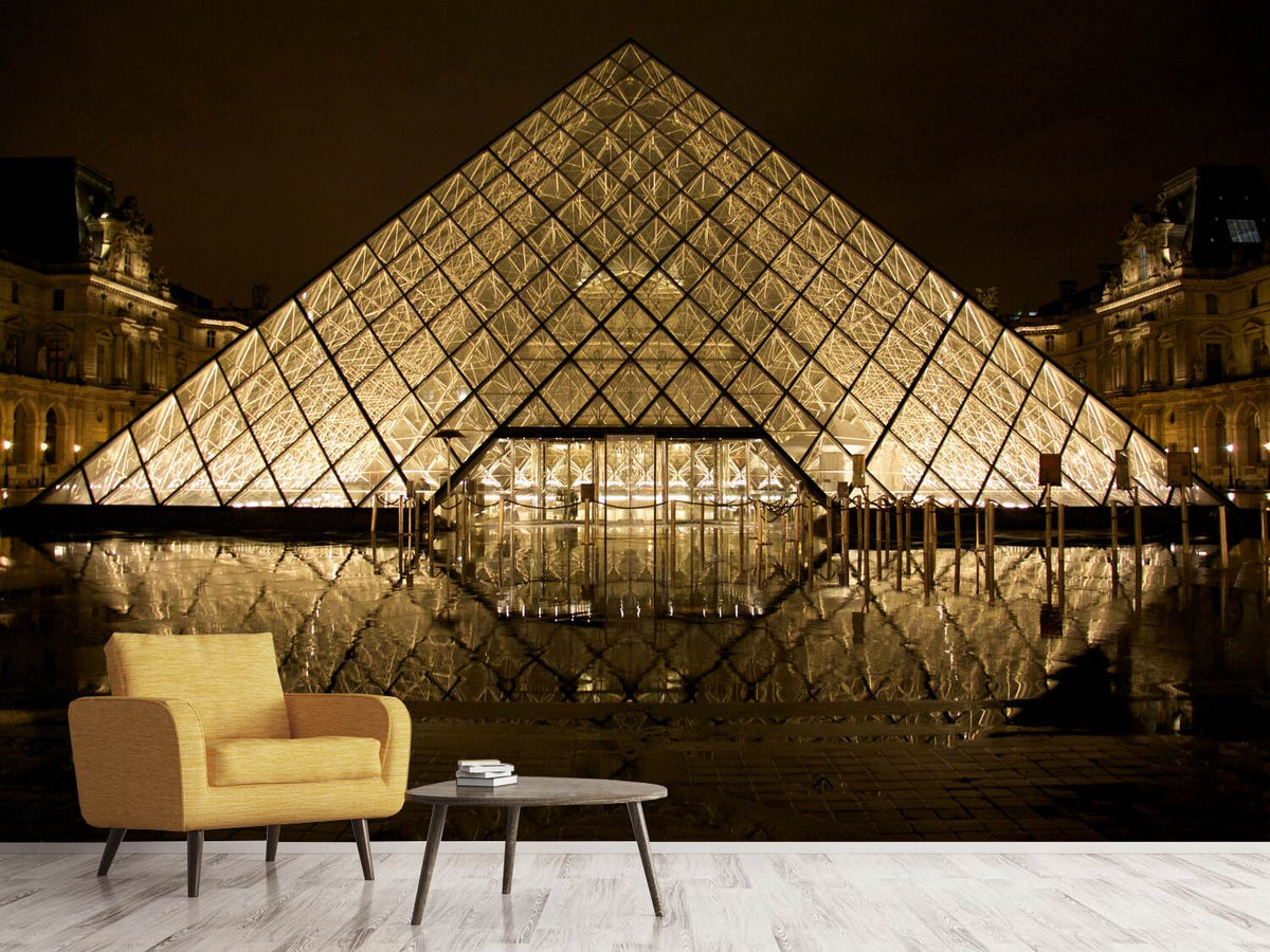 photo-wallpaper-at-night-at-the-louvre