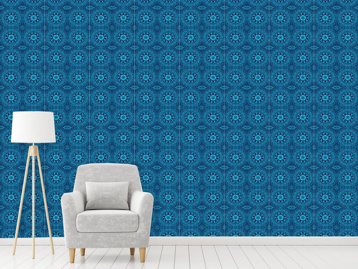 patterned-wallpaper-oriental-embroidery