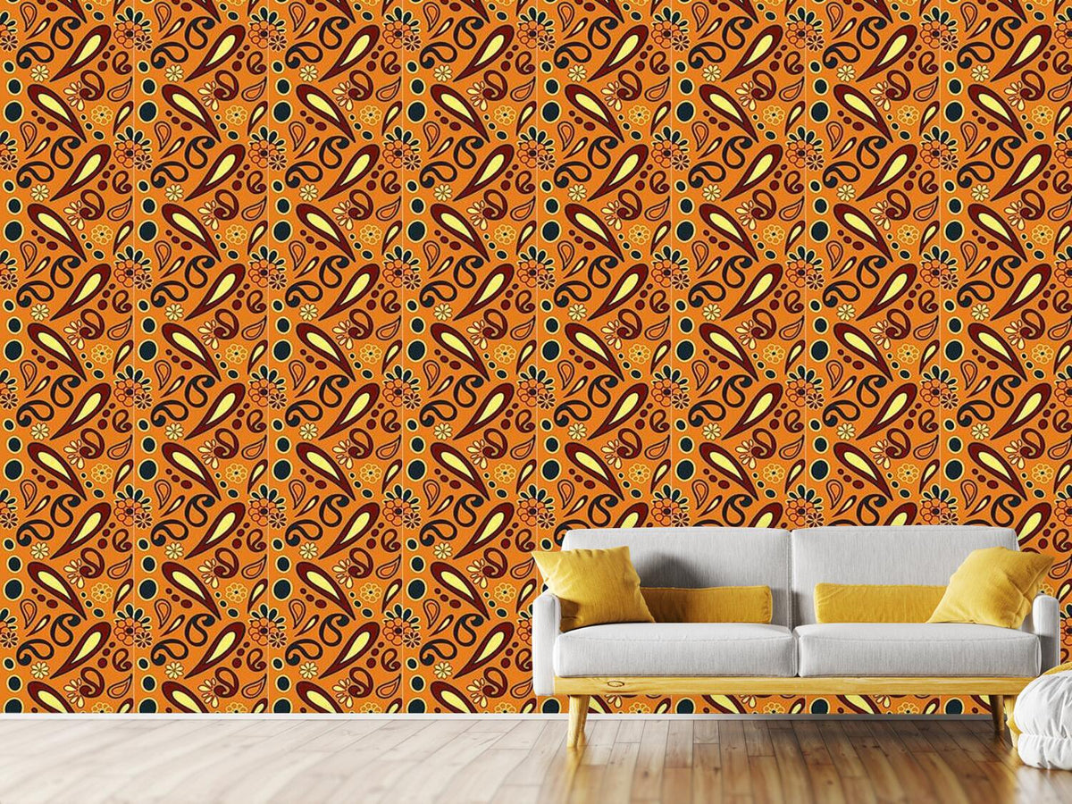 patterned-wallpaper-beebob-paisley-orange