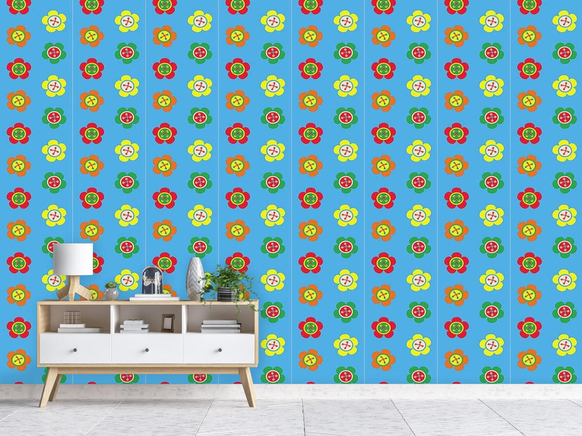 patterned-wallpaper-flower-buttons