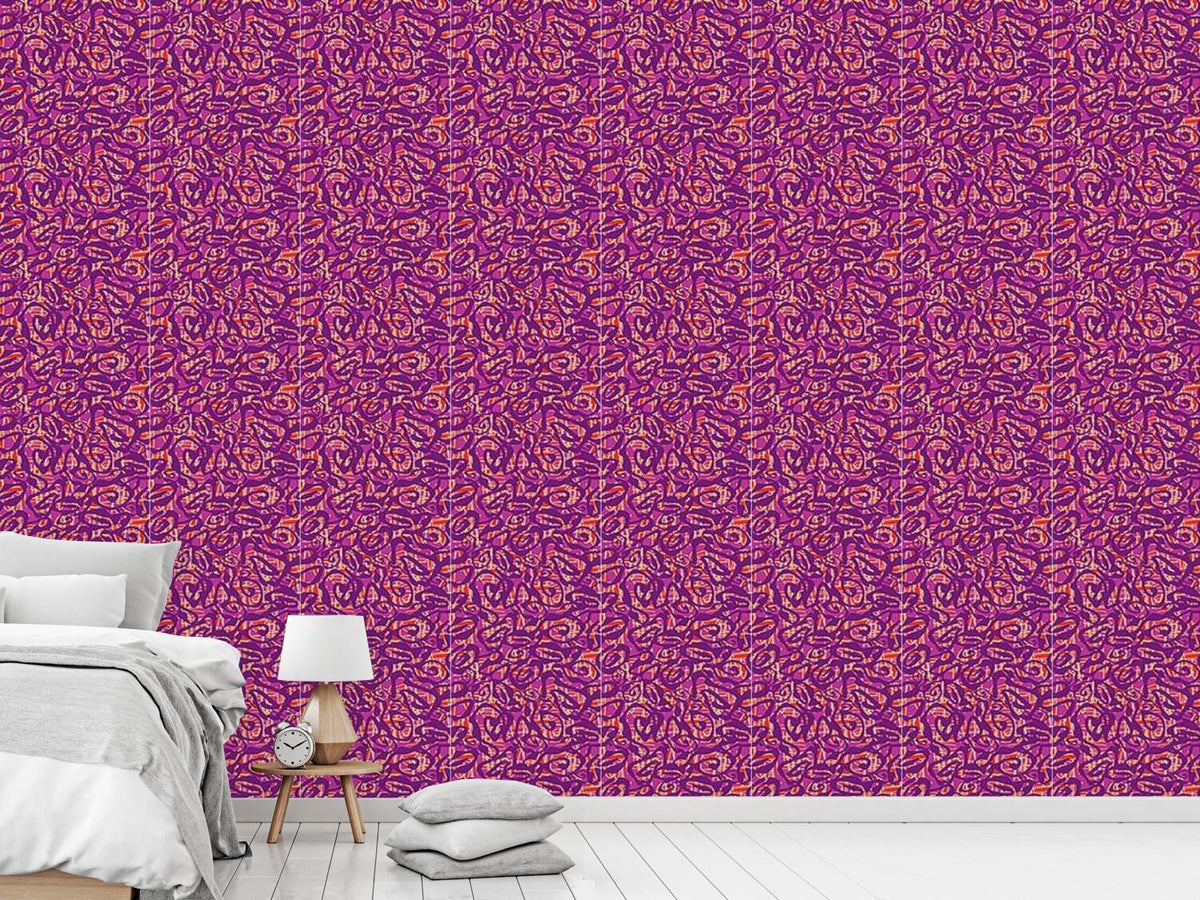 patterned-wallpaper-crazy-for-purple