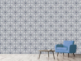 patterned-wallpaper-medallion